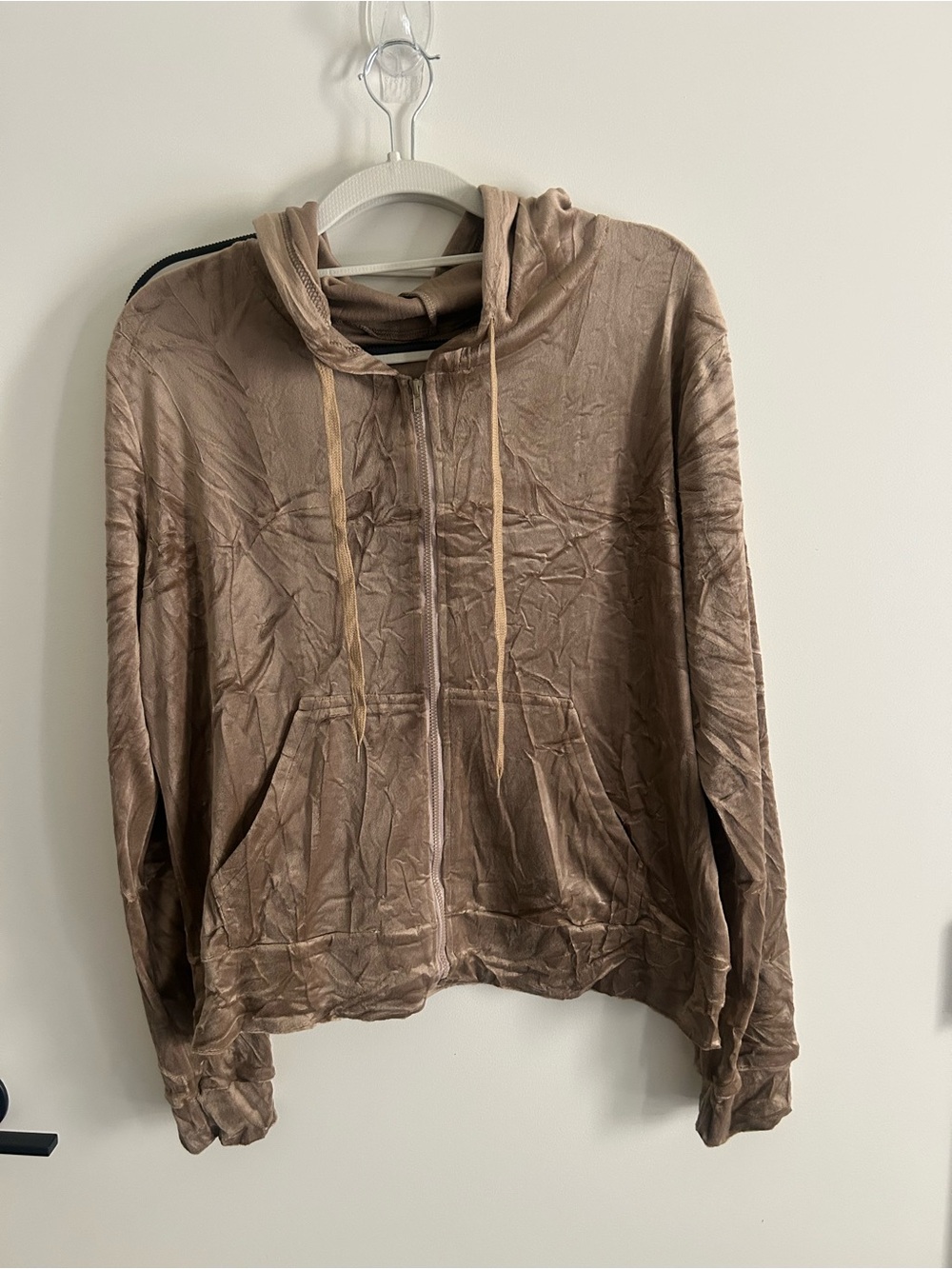 Casual Women's Zip-Up Hoodie in Taupe Brown